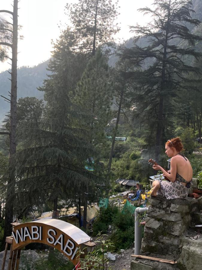 Wabi Sabi Riverside Hostel Kasol Bagian luar foto